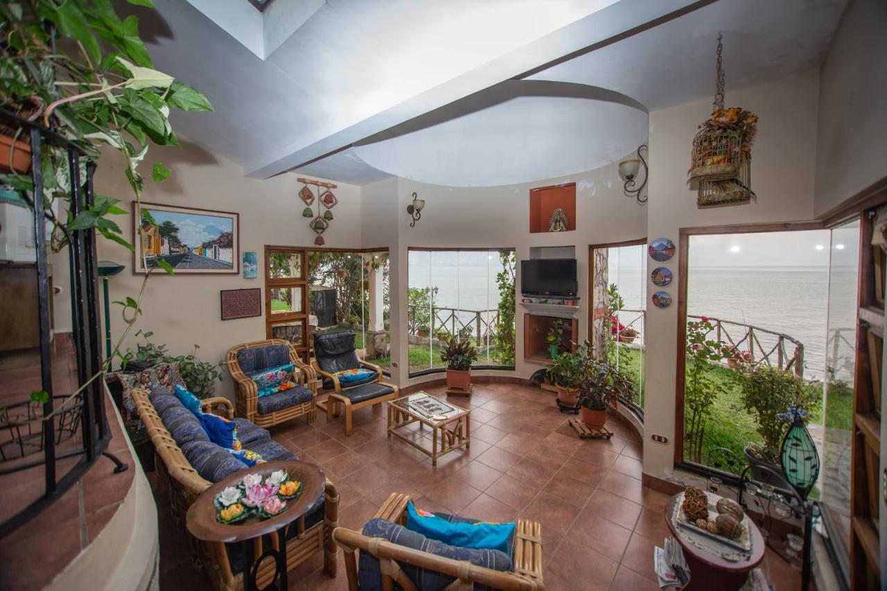 Santa Maria Del Lago Guest House San Pedro La Laguna Exterior photo
